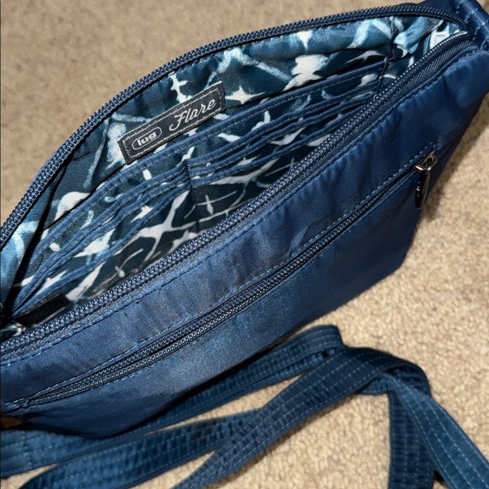 Lug - Navy Blue- Flare Bag - Picture 3 of 3